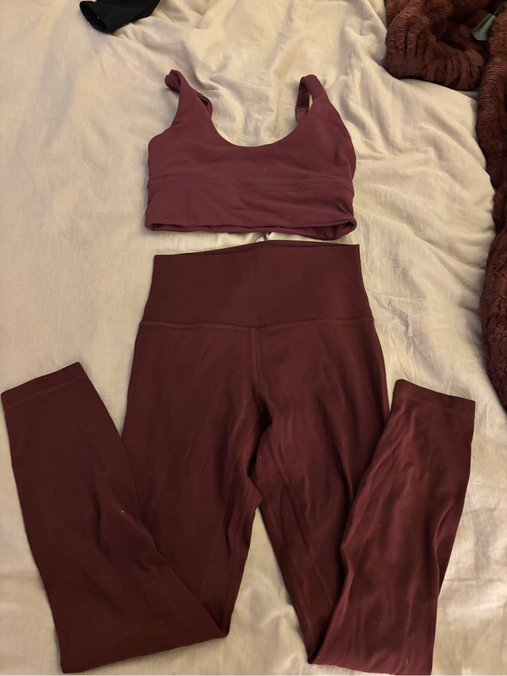 Lululemon burgundy set size 4